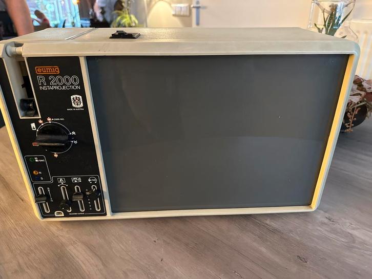 Eumig R 2000 Instaprojector - Vintage Film Projector, Audio, Tv en Foto, Diaprojectors, Gebruikt, Ophalen of Verzenden