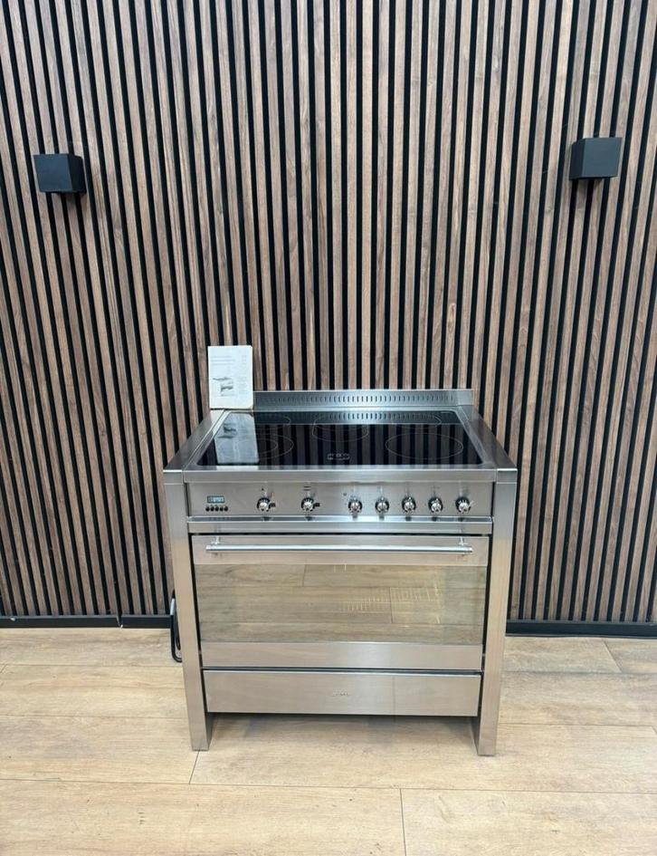 Luxe Rvs Smeg Fornuis keramisch 90 cm (Gratis bezorgen), Witgoed en Apparatuur, Fornuizen, Zo goed als nieuw, Vrijstaand, Keramisch