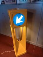 Mooie verkeerszuil 105x30x30, Verzamelen, Ophalen, Zo goed als nieuw