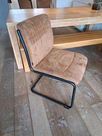 Eetkamerstoelen (3 stuks) beschikbaar voor biedingen