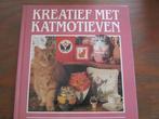 Borduur/ Knutselboek zie foto`s  Poes Kreatief  nr 9667, Verzenden, Zo goed als nieuw, Borduurpakket
