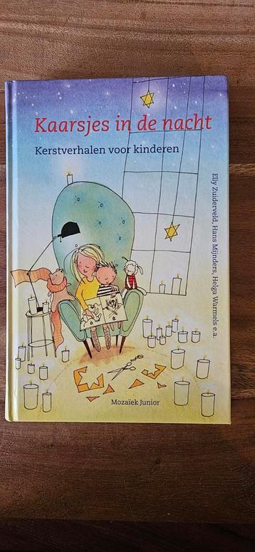 kaarsjes in de nacht  beschikbaar voor biedingen