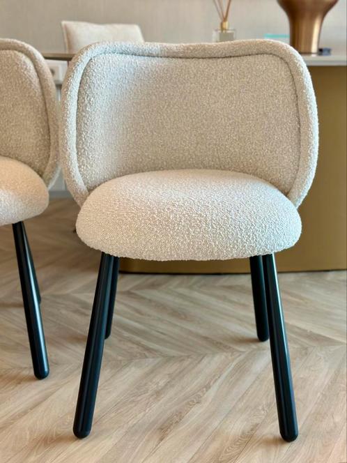 Chique teddy eetstoelen 2stk NIEUW!, Huis en Inrichting, Stoelen, Nieuw, Twee, Stof, Wit, Ophalen