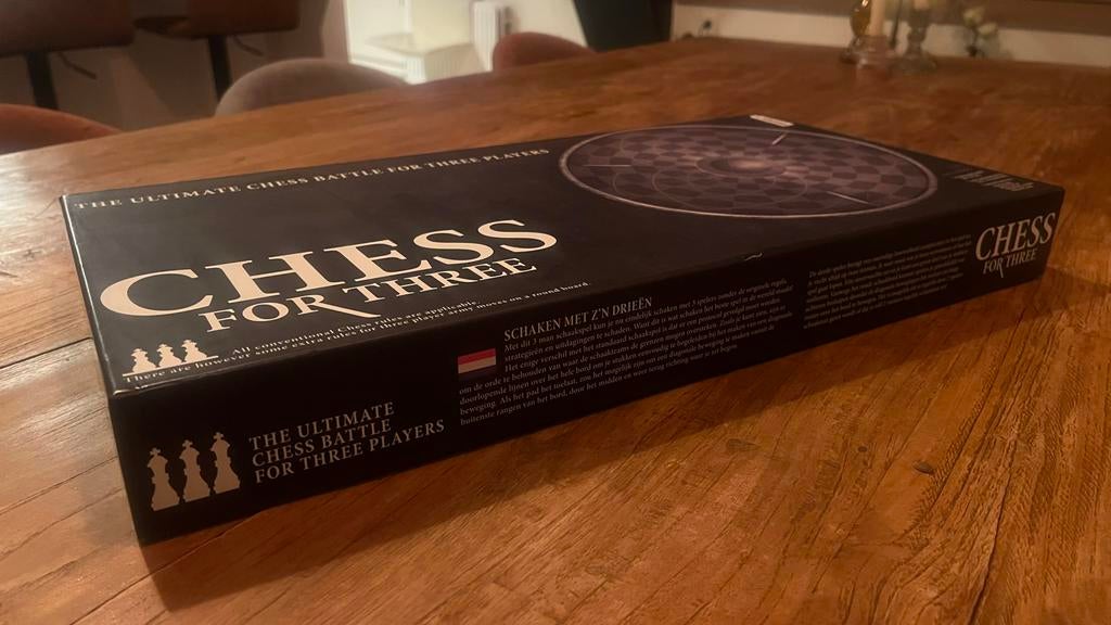 Schaken voor Drie - Chess for Three, Drie of vier spelers, Ophalen of Verzenden, Nieuw