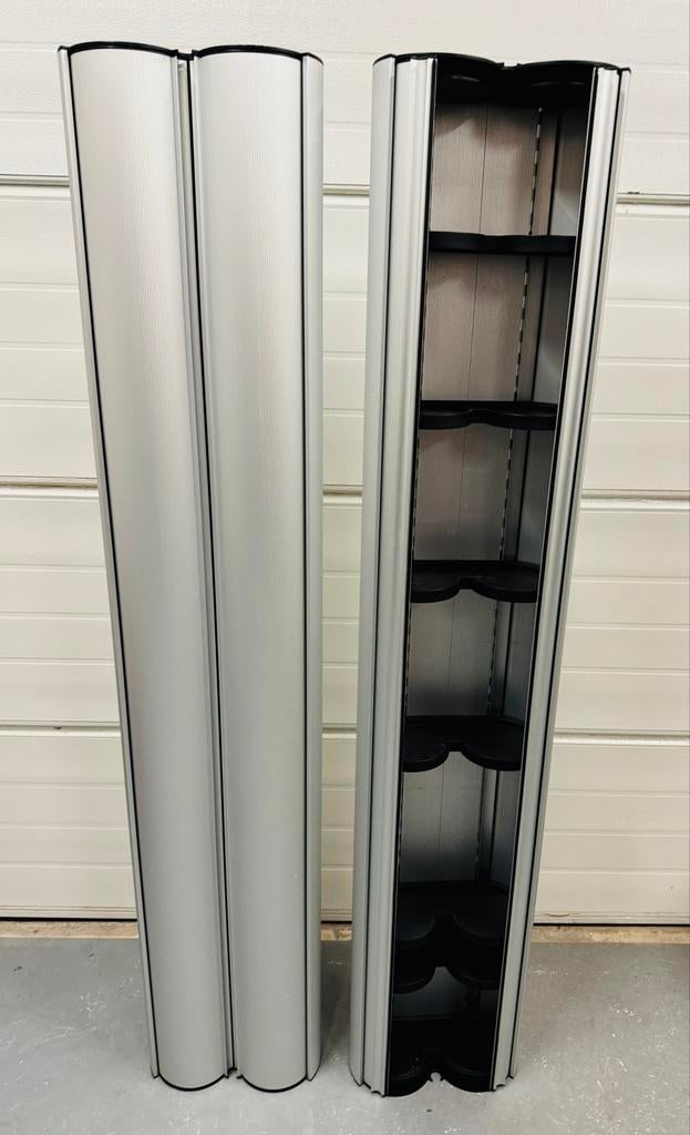 Metalen wandkasten (2) met 7 planken, 170 cm hoog, Huis en Inrichting, Kasten | Wandmeubels, Ophalen, Met plank(en), Gebruikt