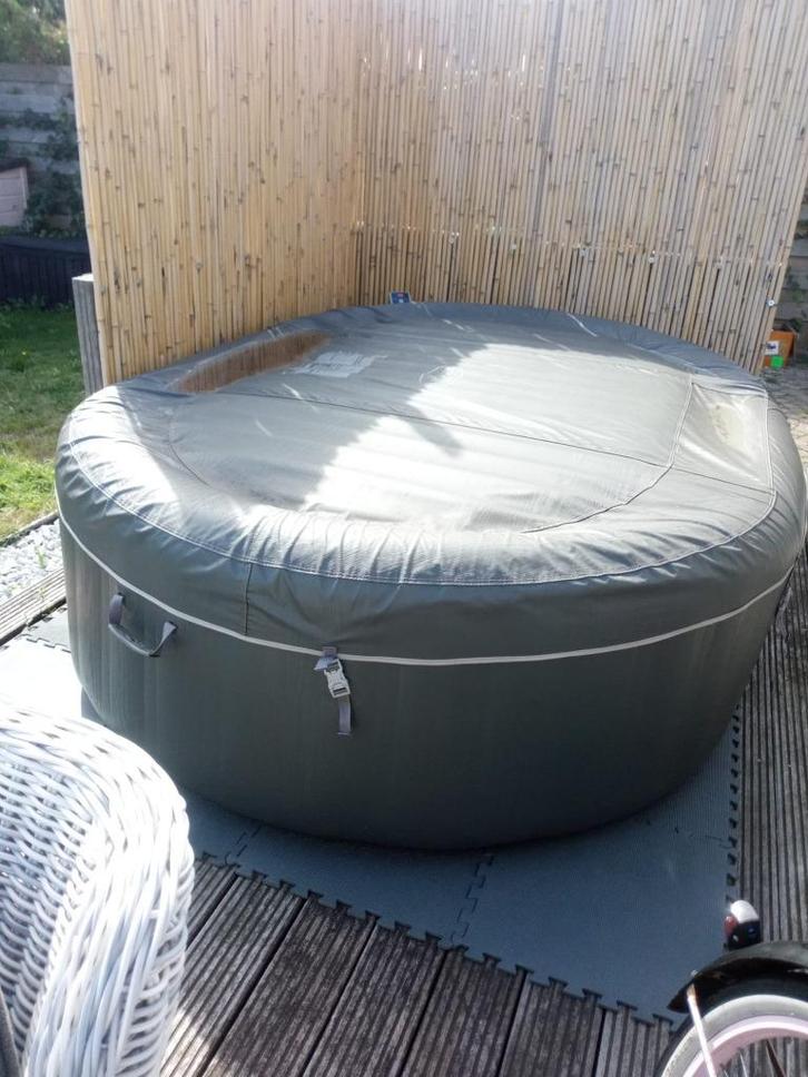 LAY-Z SPA MAURITIUS 6-8 personen. Dit weekend € 250,-, Tuin en Terras, Bubbelbaden en Hottubs, Zo goed als nieuw, Opblaasbaar