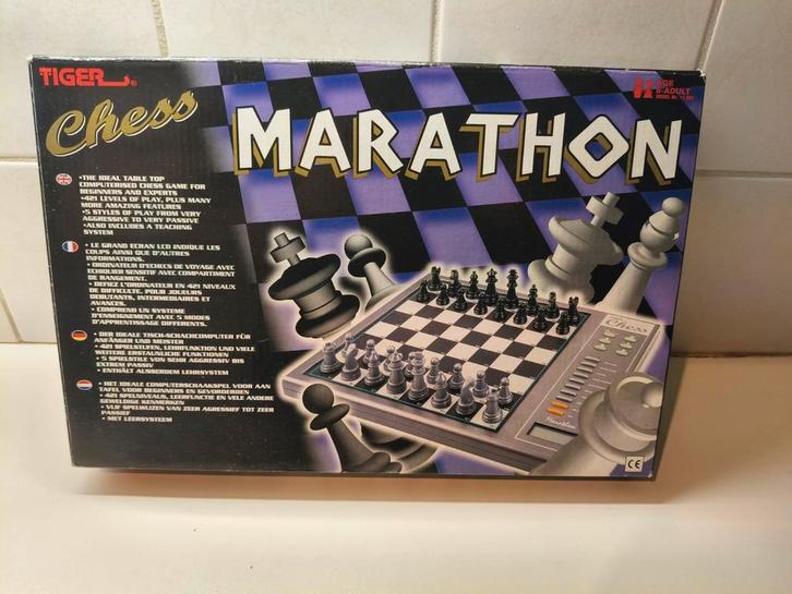 Tiger Chess Marathon - Elektronisch Schaakspel, Hobby en Vrije tijd, Denksport en Puzzels, Zo goed als nieuw, Schaken, Minder dan 500 stukjes