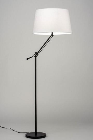 design vloerlamp lampenkap wit of zwart bank hoekbank lamp beschikbaar voor biedingen
