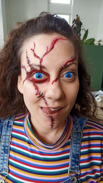 halloween schmink  beschikbaar voor biedingen