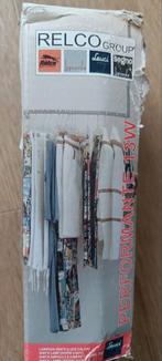 Fraai Hangend kledingrek met verlichting in de stang, Ophalen of Verzenden, Nieuw