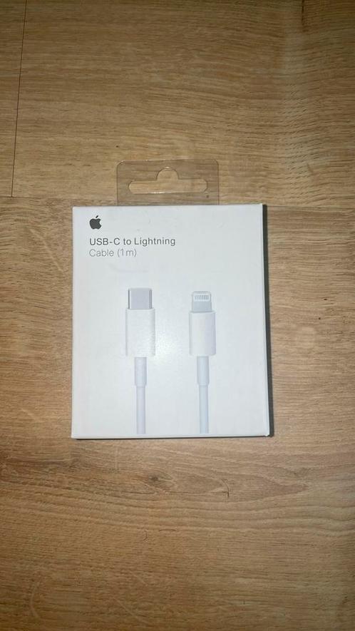 Nieuw in doos – 30x USB-C iPhone opladers, Telecommunicatie, Mobiele telefoons | Telefoon-opladers, Zo goed als nieuw, Ophalen