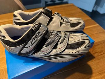 Shimano SH-R077 wielrenschoenen maat 44 beschikbaar voor biedingen