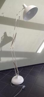 Mooie witte staande metalen lamp, Ophalen, Zo goed als nieuw, 150 tot 200 cm