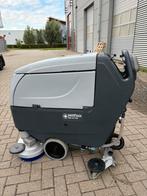 Schrobmachine Nilfisk BA 611 D, Ophalen of Verzenden, Zo goed als nieuw
