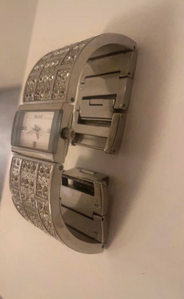 DKNY Dameshorloge met Strass, Sieraden, Tassen en Uiterlijk, Horloges | Dames, Staal, DKNY, Polshorloge, Ophalen of Verzenden