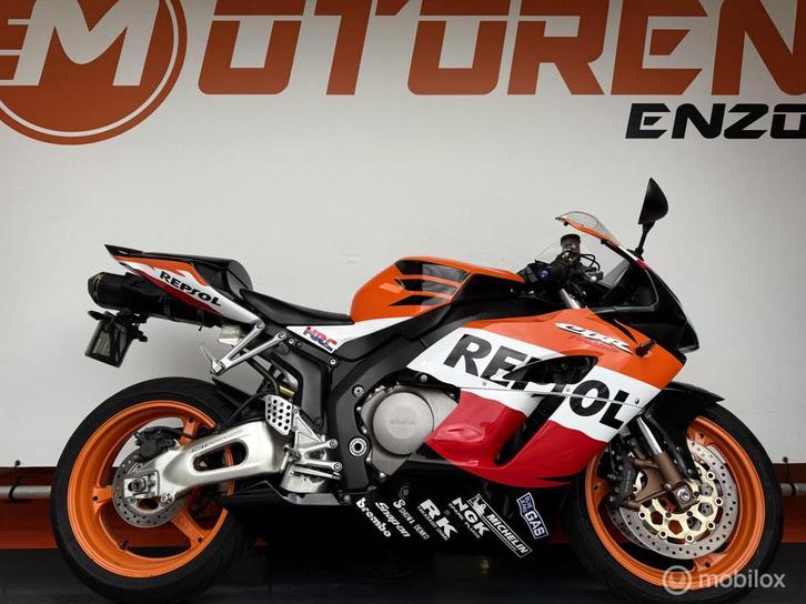 Honda CBR 1000RR FIREBLADE REPSOL ST. Let op! 39.000 KM AKRA, Motoren, Motoren | Honda, Bedrijf, Sport, meer dan 35 kW