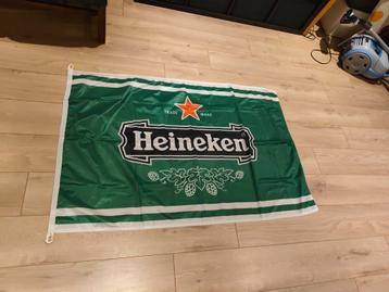 Heineken vlag  beschikbaar voor biedingen