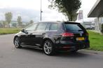 Volkswagen Golf Variant 1.5 TSI Highline Business R | TREKHA, 65 €/maand, Stof, 4 cilinders, Zwart