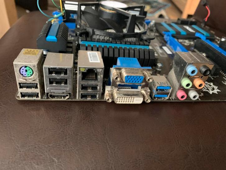 MSI b85-g43 MB | i5-4460. 3.2Ghz | 2x8gb ddr3 | koeler, Computers en Software, Moederborden, Gebruikt, Intel, DDR3, Ophalen of Verzenden