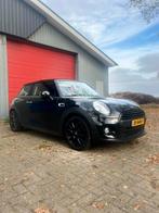 Mini ONE 2015 blackline eventueel inruil bespreekbaar!, Auto's, Mini, Voorwielaandrijving, Stof, 74 pk, 4 stoelen