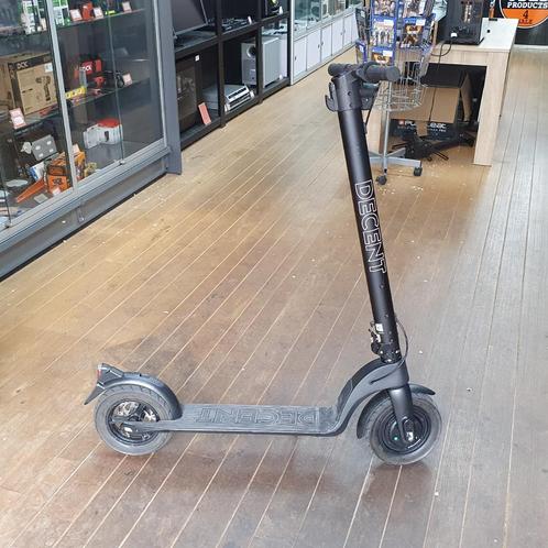 Inmotion Decent One Elektrische Step in Zeer Nette Staat, Fietsen en Brommers, Steps, Zo goed als nieuw, Elektrische step (E-scooter)