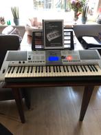 Yamaha Keyboard Aanslaggevoelig + Cursusboek, Muziek en Instrumenten, Keyboards, Ophalen, Yamaha, Aanslaggevoelig, 61 toetsen