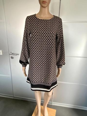 J537 jurk maat 36=S jurkje zwart/beig/wit beschikbaar voor biedingen