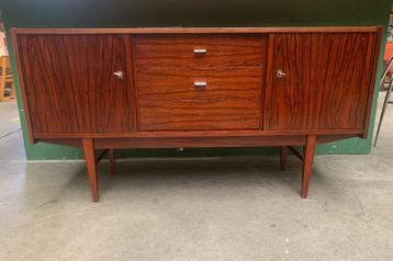 Houten dressoir lades vintage retro kast  beschikbaar voor biedingen