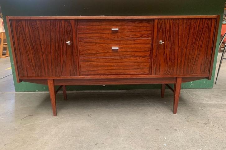 Houten dressoir lades vintage retro kast, Huis en Inrichting, Kasten | Dressoirs, Gebruikt, 100 tot 150 cm, 25 tot 50 cm, Met lade(s)
