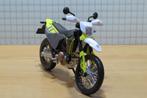Husqvarna Husky 701 1:12 23093, May Cheong Group France S.A.S., Nieuw, Ophalen of Verzenden, 1:9 t/m 1:12
