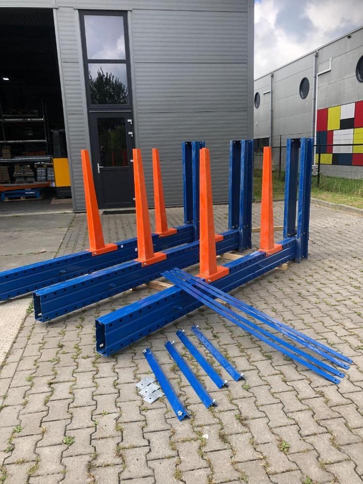 Gebruikte Draagarmstelling 3500mm hoog. Zware uitvoering, Zakelijke goederen, Kantoor en Winkelinrichting | Magazijn, Stelling en Opslag