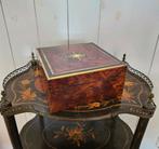 Antieke NapoleonIII sieradenkistje met blauwezijden, Ophalen of Verzenden