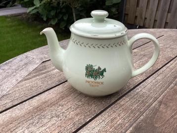 Brocante Pickwick theepot  beschikbaar voor biedingen