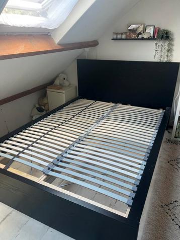Zwart Malm bed Ikea