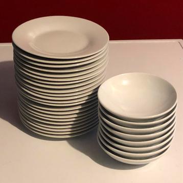 Sidedishes en amuseschaaltjes beschikbaar voor biedingen