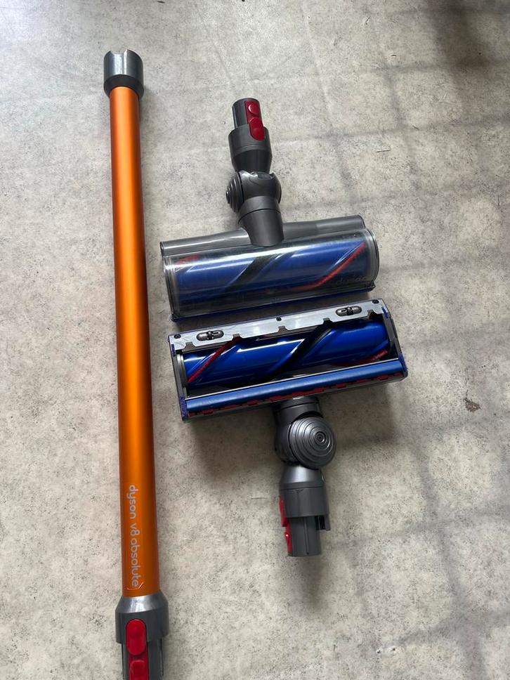 Dyson v8 Absolute Stofzuiger onderdelen, Witgoed en Apparatuur, Stofzuigers, Gebruikt, Stofzuiger, Minder dan 1200 watt, Reservoir