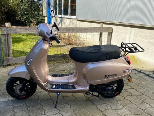 Marengo V-Line Exclusive Scooter, Champagne of Olive-Green, Fietsen en Brommers, Snorfietsen en Snorscooters, Nieuw, Overige merken