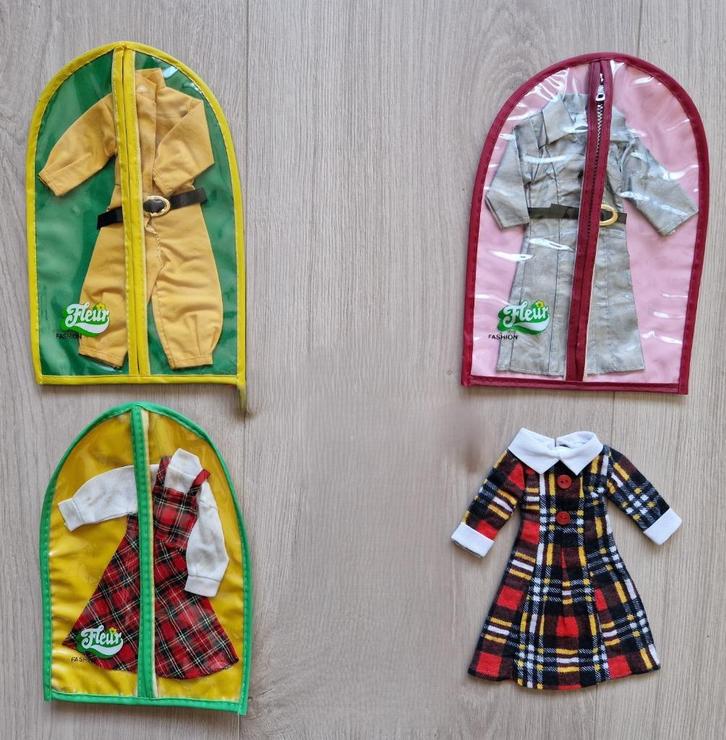 Tkp: vintage barbie Fleur diverse setjes 1254, Verzamelen, Poppen, Gebruikt, Kleertjes, Verzenden