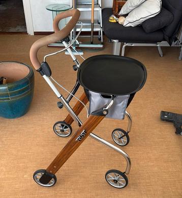 Trust Care design rollator – bijna nieuw, zeer goede staat beschikbaar voor biedingen