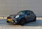 Mini 2.0 Cooper S 5D AUT 2016 Grijs 192pk, Auto's, Mini, 1998 cc, Euro 6, Leder en Stof, Bedrijf