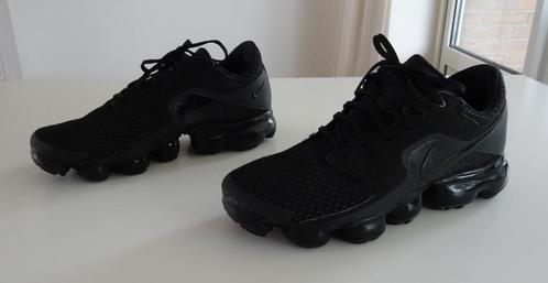 Nike Air VaporMax CS Triple Black voor Dames maat 40.5, Kleding | Dames, Schoenen, Zo goed als nieuw, Sneakers of Gympen, Zwart