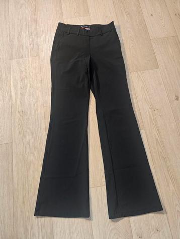 Zwarte travel flared pantalon  beschikbaar voor biedingen