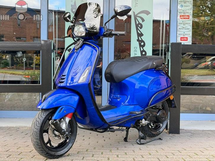 Custom Vespa Sprint Candy Blue 45km 11017KM (2021), Fietsen en Brommers, Scooters | Vespa, Zo goed als nieuw, Overige modellen
