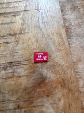 SanDisk 128GB MicroSDXC Nintendo Switch - Zo goed als nieuw beschikbaar voor biedingen