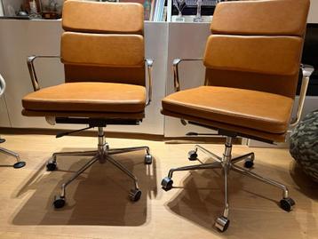 Eames replica Cavel Design (2 stuks) voor 300 EUR beschikbaar voor biedingen