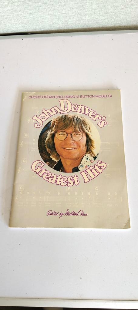 John Denver's greatest hits Chord Organ edited Miltone Okun, Muziek en Instrumenten, Bladmuziek, Zo goed als nieuw, Artiest of Componist