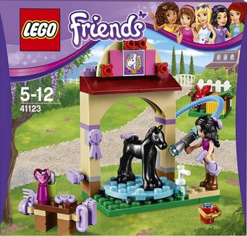 LEGO Friends 41123 - Veulen wasplaats beschikbaar voor biedingen