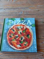 Pizza Uit Eigen Oven - Kookboek nieuw, Hoofdgerechten, Vegetarisch, Ophalen of Verzenden, Zo goed als nieuw