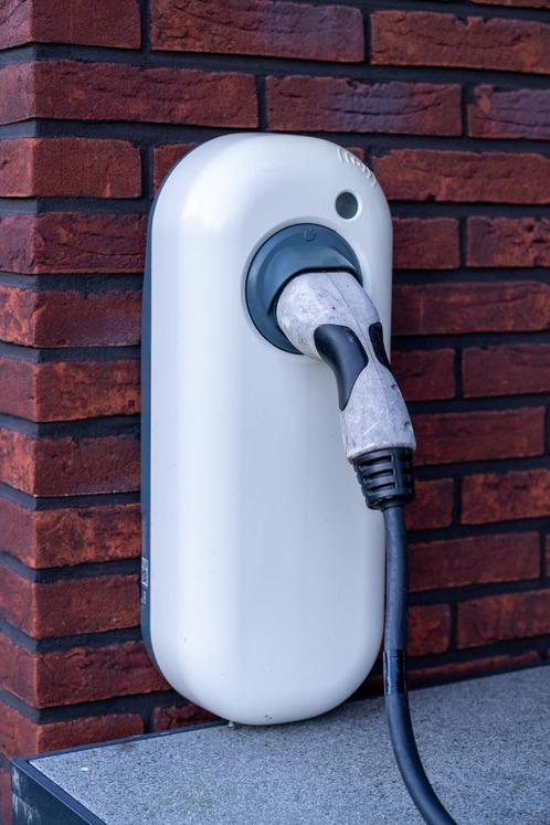 NewMotion Home Advanced 2.1 3,7 - 22 kW, Auto diversen, Laadpalen, Zo goed als nieuw, Laadpaal, Ophalen