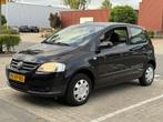 Volkswagen Fox 1.2 Benzine Airco IJskoud NEW APK Zwart, Auto's, Volkswagen, Voorwielaandrijving, 969 kg, 4 stoelen, 1198 cc